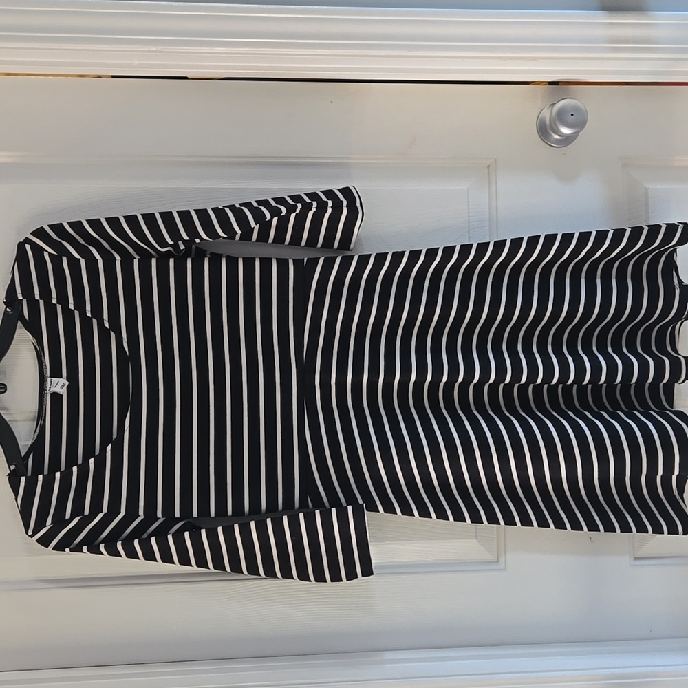 Old Navy Black & White Ponte Dress, Medium